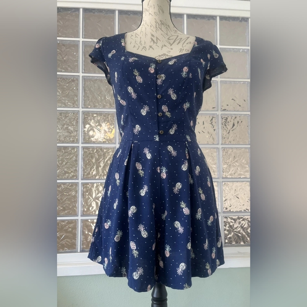 Lauren Conrad Pineapple Romper Size 6
